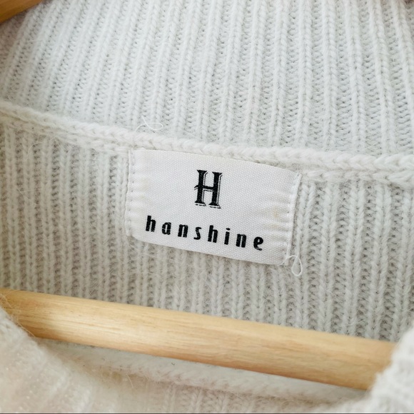 Hanshine OverSized Sweater - Picture 4 of 8